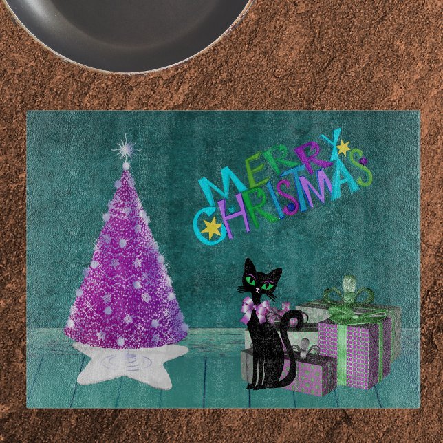 Pink Christmas Tree Black Cat Wrapped Present Teal Schneidebrett (Pink tree black cat with bow wrapped presents in teal coloured room on Christmas glass cutting board)