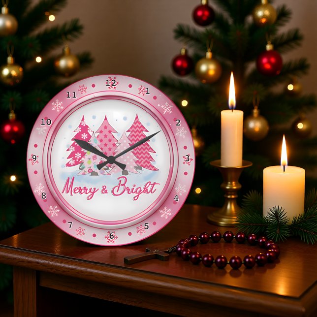 Pink Christmas Trees Round Holiday Design Große Wanduhr (Von Creator hochgeladen)