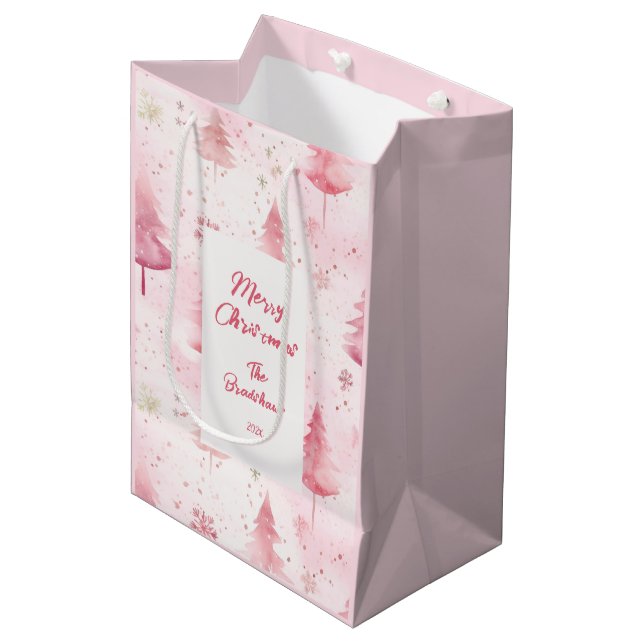 Pink Christmas Vintag Pine Trees Geschenktasche Mittlere Geschenktüte (Vorderseite Schrägansicht)