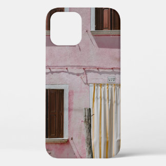 PINK CONCRETE HOUSE MIT DREI FENSTER UND EINEM DOK Case-Mate iPhone HÜLLE