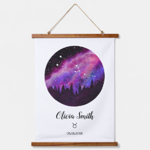 Pink Constellation Taurus Horoskop Unterschrift Wandteppich Mit Holzrahmen