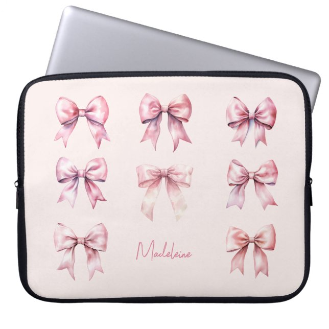 Pink Coquette Bow Custom Name Laptopschutzhülle (Vorderseite)