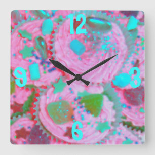 Pink Cupcakes 'Numbers' Uhr Quadrat