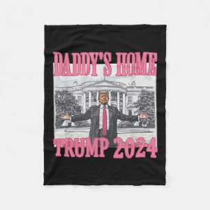 Pink Daddys Zuhause Trump 2024 Fleecedecke