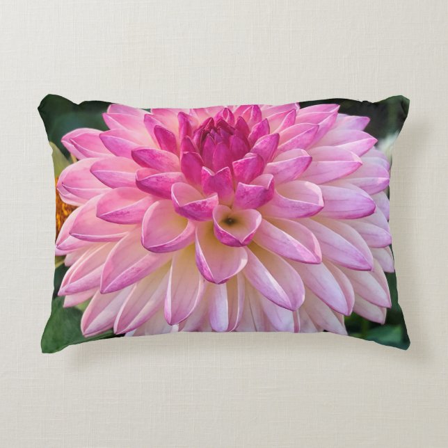 Pink Dahlia Throw Kissen (Vorderseite)