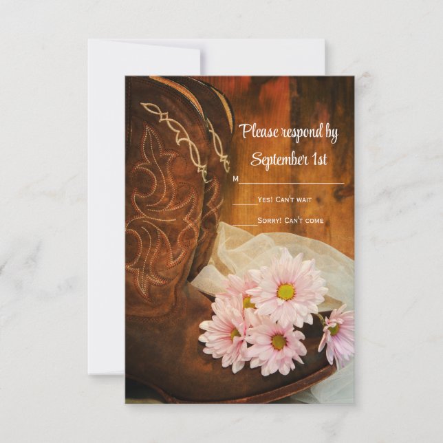 Pink Daisies and Cowboy Boots Western Wedding RSVP Karte (Vorderseite)