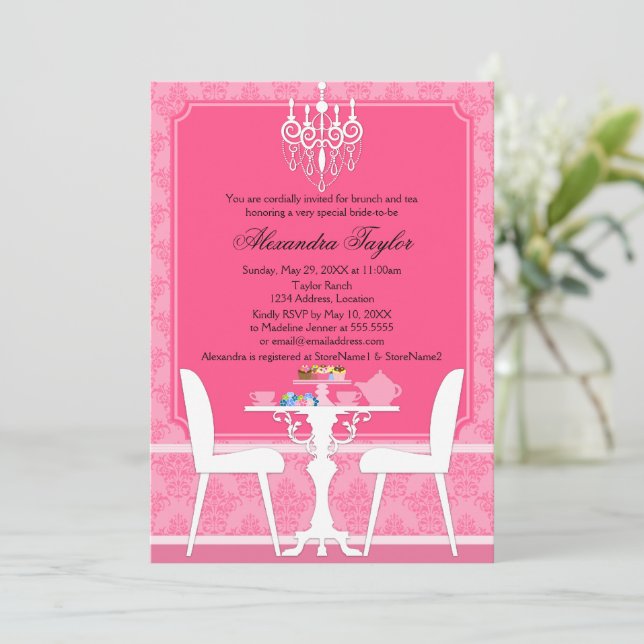 Pink Damask und Chandelier Bridal Tee Party Einladung (Stehend Vorderseite)