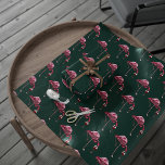 Pink Flamingo Pattern Wein Drink Funny Geschenkpapier<br><div class="desc">Entfesseln Sie Ihre tropische Seite mit unserem Flamingo Paradise Packpapier! Dieses lebhafte Design zeichnet sich durch ein flamingos Muster aus. Die perfekte Art,  um Ihren Geschenken eine Touch exotischen Flairs hinzuzufügen,  wird dieses Papier jedes Geschenk extra zu besonderen machen.</div>