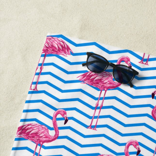 Pink Flamingos Abstrakt Chevrons Mit Monogramm Strandtuch (Beispiel)