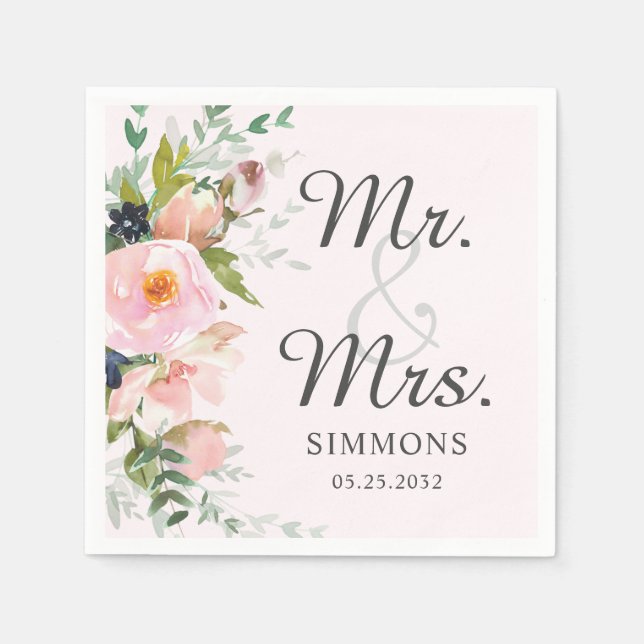 Pink Floral Bouquet Mr. & Mrs. Wedding Reception Serviette (Vorderseite)