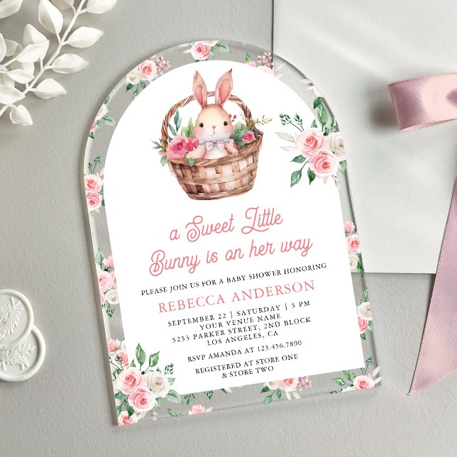 Pink Floral Bunny Sweet Baby Girl Arch Babydusche Acryleinladungen (Von Creator hochgeladen)