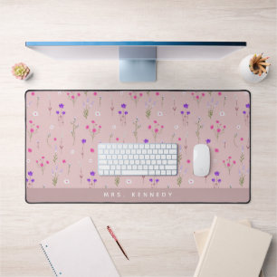 Pink Floral Wildblume Muster Trendy Teacher Schreibtischunterlage