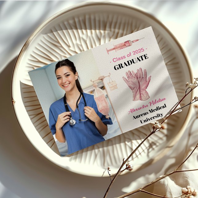 Pink Foto Watercolor Nursing School Graduate Ankündigung (Von Creator hochgeladen)