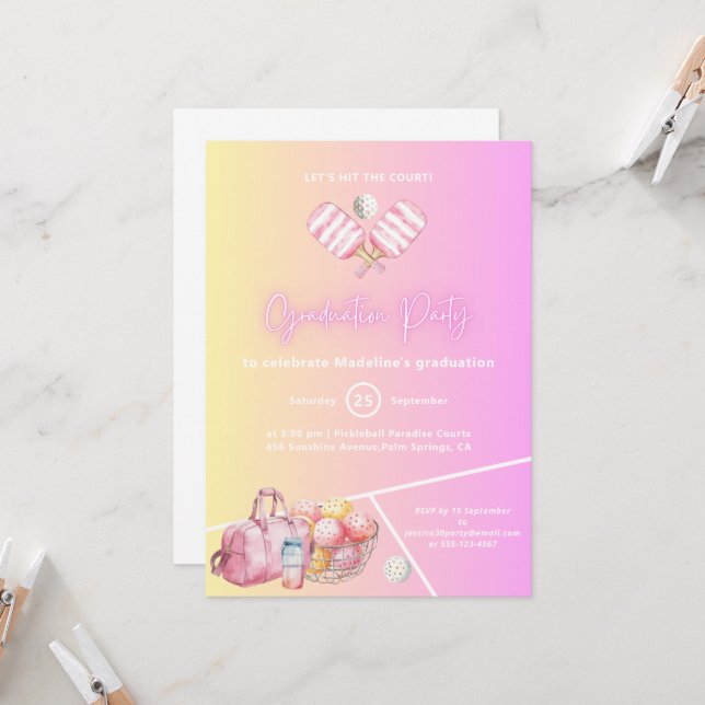 Pink Fun Pickleball Graduation Party Einladung (Vorderseite/Rückseite Beispiel)