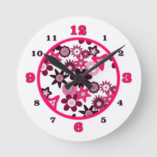 Pink Funky Flowers Runde Wanduhr