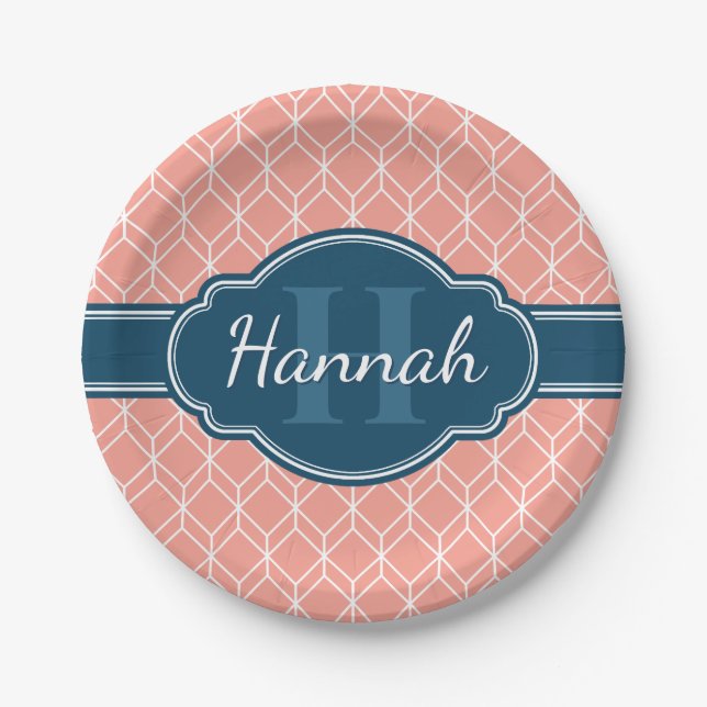 Pink Geometric Diamond Muster Blue Monogram Pappteller (Vorderseite)