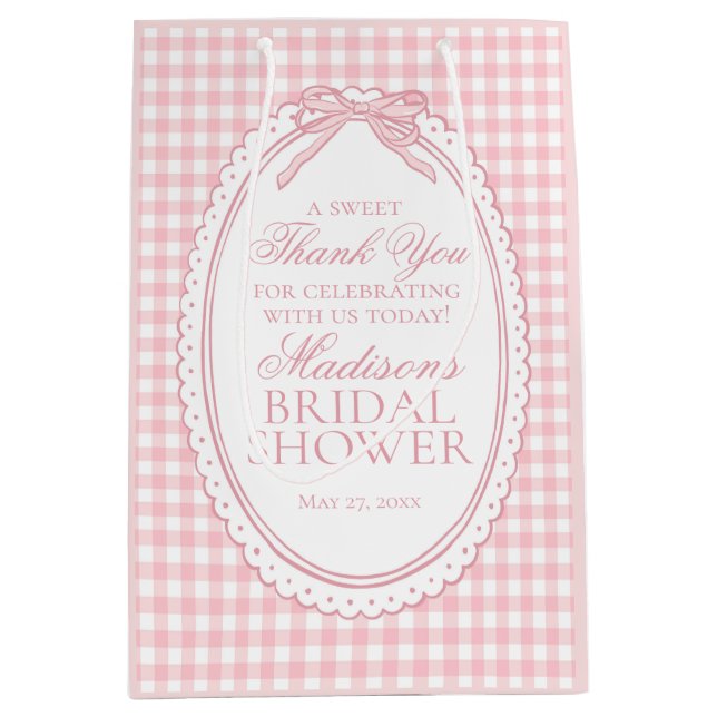 Pink Gingham Coquette Bow Bridal Shower Favors Mittlere Geschenktüte (Vorderseite)