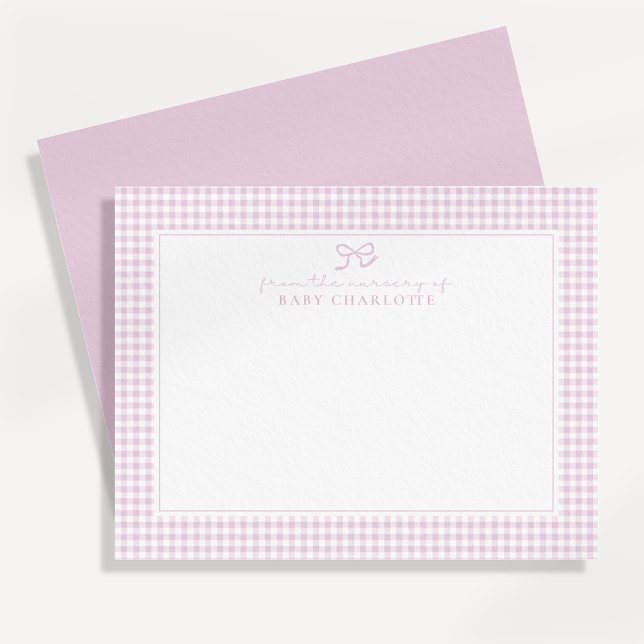 Pink Gingham Kinderzimmer Note Card Ankündigung (Von Creator hochgeladen)