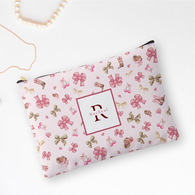 Pink Girl Cowgirl Coquette Muster Monogram Name Zubehörtasche (Von Creator hochgeladen)