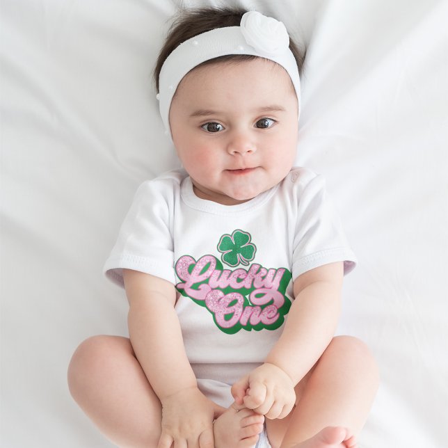 Pink Green St. Patrick's Day Lucky One Baby Baby Strampler (Von Creator hochgeladen)