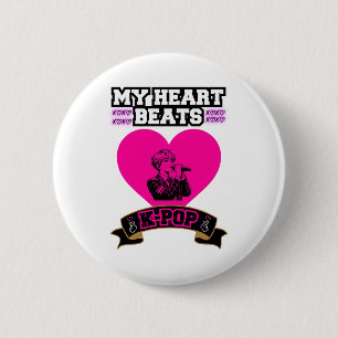 Pink Heart Idol singt KPop Music Liebe Design Button