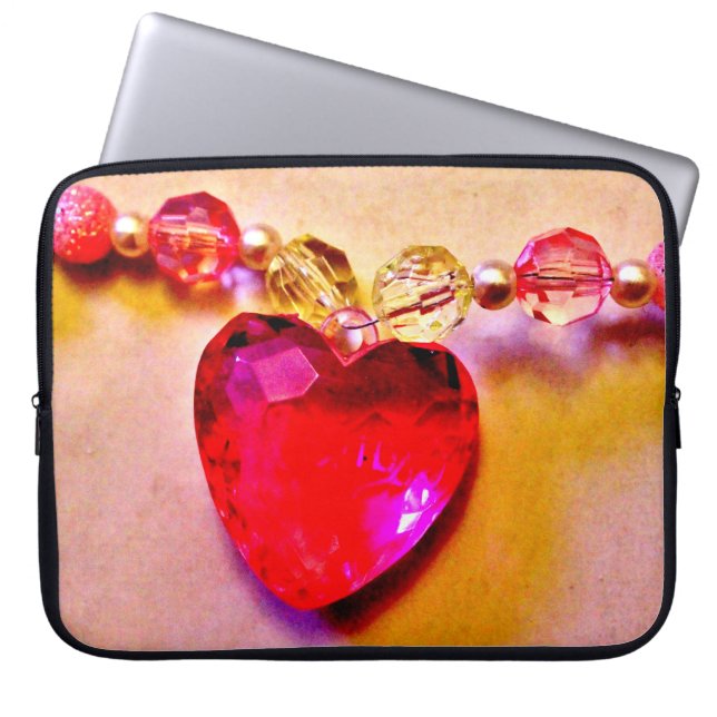 Pink Heart Necklace Laptopschutzhülle (Vorderseite)