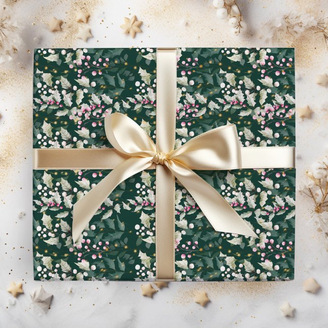 Pink Holly Berries and Folies on Dark Green Geschenkpapier (Von Creator hochgeladen)