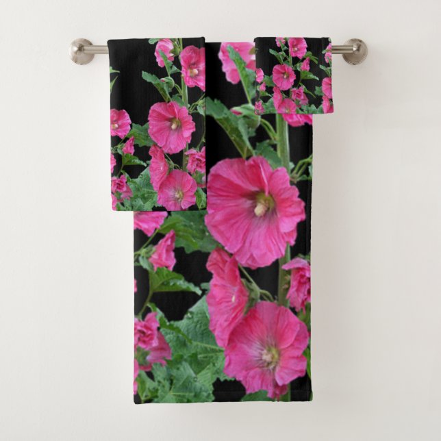 Pink Hollyhocks auf schwarz Badhandtuch Set (Insitu)