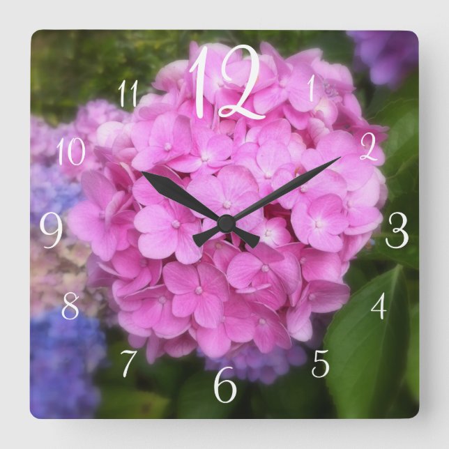 Pink Hydrangea Wall Clock Quadratische Wanduhr (Vorderseite)
