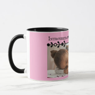 Pink Introvert Meme Tasse
