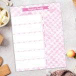 Pink Karierte Familienmehlplaner und Einkaufsliste Notizblock<br><div class="desc">Pink karierter Familienmahlplaner und Einkaufsliste für eine organisierte Woche, die jeder Familie voraus ist. Diese Vorlage für den Feinkostplaner kann durch eine Änderung der Formulierung angepasst werden. Sie können es für Veranstaltungen und Termine oder für weitere Nischenanforderungen nach Bedarf ändern. Macht eine tolle Geschenkidee für den Muttertag der Neuvermählten oder...</div>