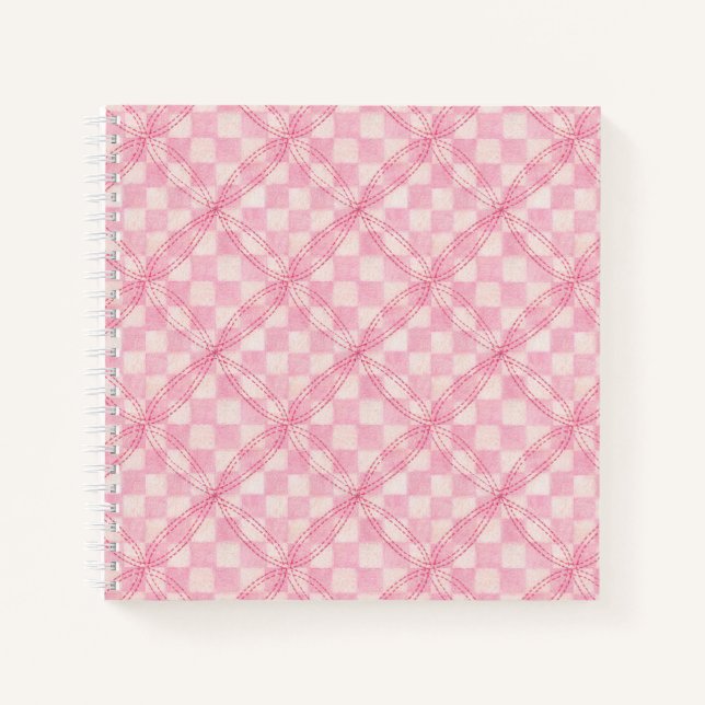 PINK KARO QUILT 8.5x8.5 SpiralNotebook Notizbuch (Vorderseite)
