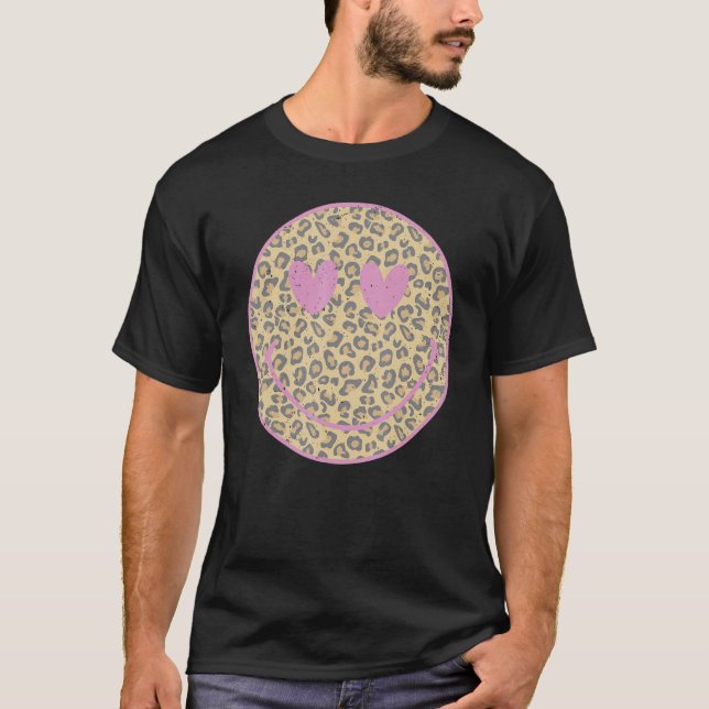 Pink Leopard Smile Face  Heart Eyes Happy Face T-Shirt (Vorderseite)