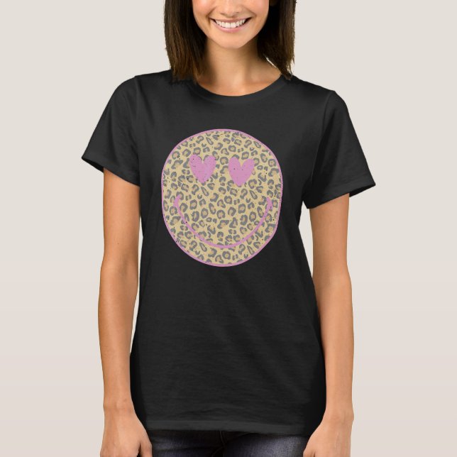 Pink Leopard Smile Face  Heart Eyes Happy Face T-Shirt (Vorderseite)