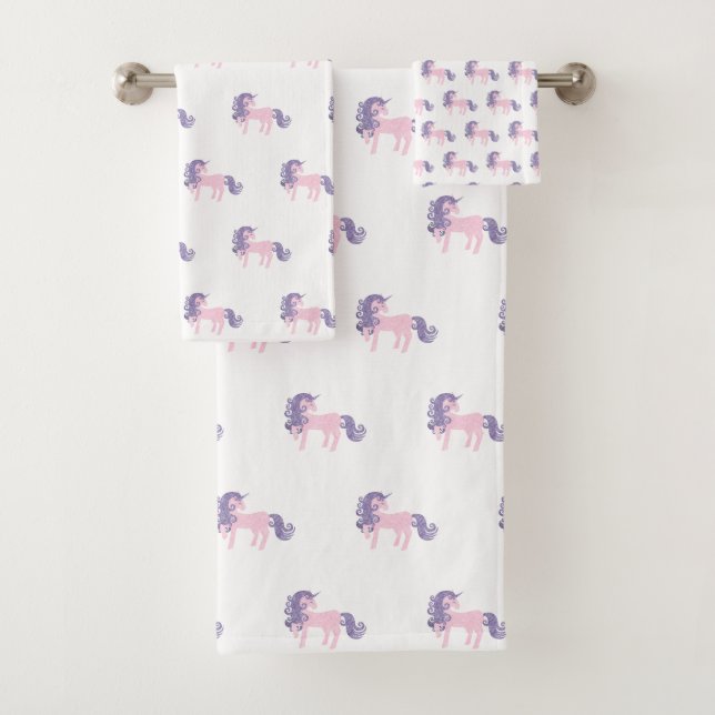 PINK LILAC UNICORN WHITE BADEZIMMER TOWEL SET (Insitu)