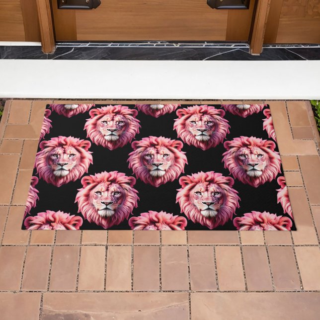Pink Lion Head Animal Pattern Design - Black  Fußmatte (Von Creator hochgeladen)