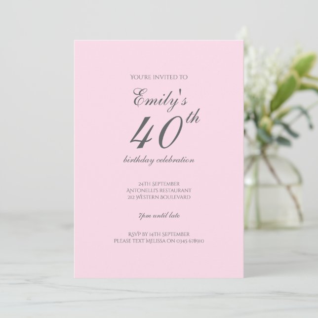 Pink Minimalist 40th Birthday Party Invitation Einladung (Stehend Vorderseite)