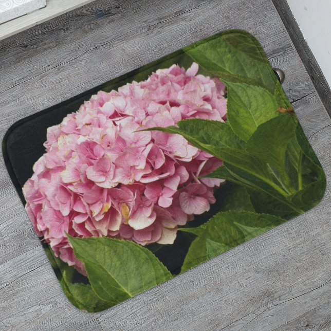 Pink Mophead Hydrangea Floral Badematte (In Situ)