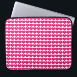Pink Niedlich Hearts Muster Laptop-Sieb Laptopschutzhülle<br><div class="desc">Einfach und Niedliches Herzmuster Laptop-Sieb mit einem sich wiederholenden Muster kleiner rosa Herzen. Dieses Design kann um Text ergänzt werden,  um ihm eine persönliche Touch zu geben.</div>