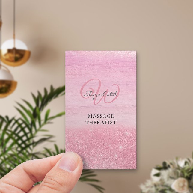 Pink Ombre Shimmer Massagetherapeut Vertikal Visitenkarte (Vertical business card - monogram logo on pink ombre)