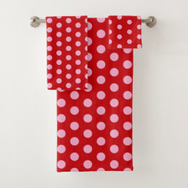 Pink on Red Polka Dots Badhandtuch Set