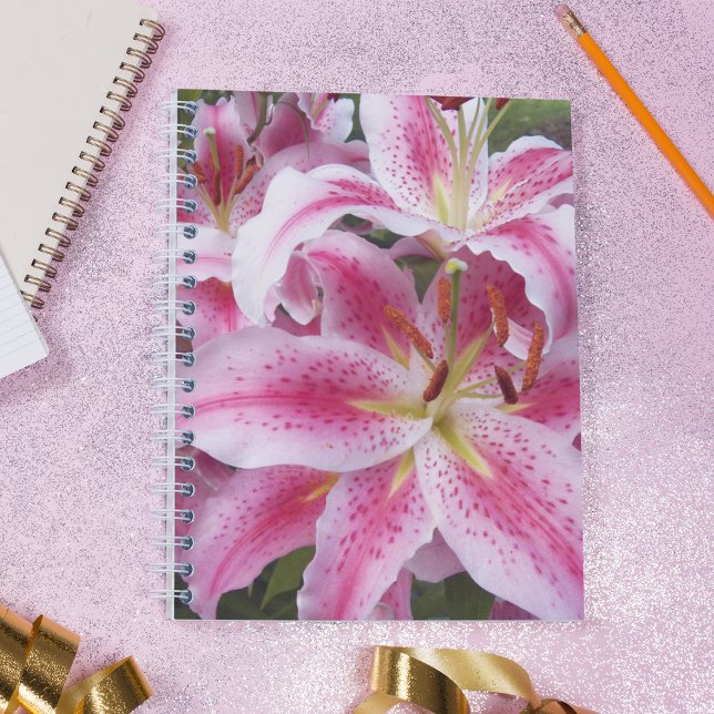 Pink Oriental Lilies Floral Notizblock (In Situ)