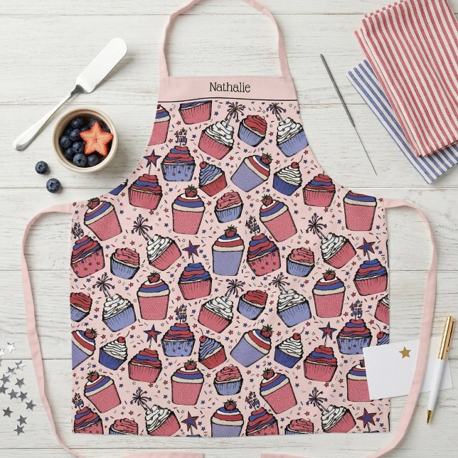 Pink Patriotic 4. Juli Cupcakes Personalisiert Schürze (Modern 4th of July Cupcakes Pink Patriotic Baking and Cooking Apron for Her)