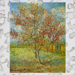 Pink Peach Tree in Blossom von Vincent van Gogh Puzzle<br><div class="desc">Pink Peach Tree in Blossom (Reminiszenz von Mauve) von Vincent van Gogh ist eine Vintage Kunst Post-Impressionismus Landschaft Natur Malerei. Eine Landzunge mit Pfirsichbaum in einem Obstgarten mit blühenden Blume im Frühling. Auch "Souvenir de Mauve" (Erinnerung an Mauve) wurde dem Maler Anton Mauve gewidmet. Es gibt zwei verborgene Bilder, ein...</div>