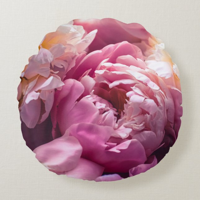 Pink Peonies: Luxuriöse florale Kunst. Rundes Kissen (Vorderseite)