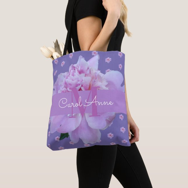 Pink Peony Floral Monogram Lila (Von Nahem)
