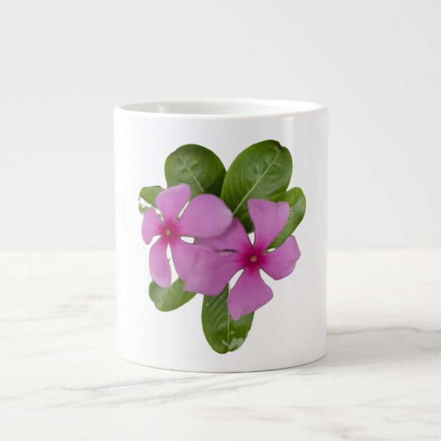 Pink Periwinkle Blume mit grünen Blätter Jumbo-Tasse (Vorderseite)