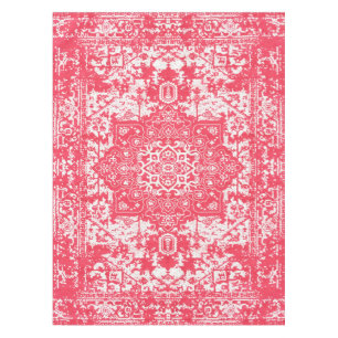 Pink Petals über Kilim Dreams Tischdecke