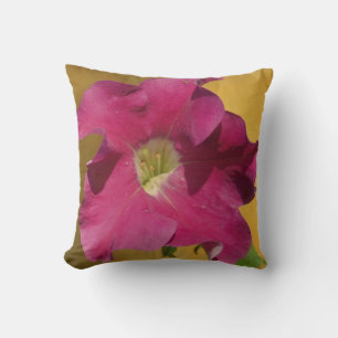 Pink petunia Blume, fast massiv rosa Kissen