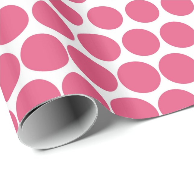 Pink Polka Dot Modern White Geschenkpapier (Rolleneckpunkt)